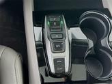 Thumbnail of 2020 Lunar Silver Metallic Honda Pilot