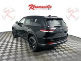 Thumbnail of 2025 Diamond Black Crystal Pearlcoat Jeep Grand Cherokee