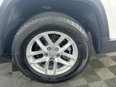 Thumbnail of 2023 Bright White Clearcoat Jeep Grand Cherokee L