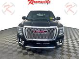 Thumbnail of 2022 Onyx Black GMC Yukon