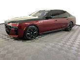 Photo of 2024 Aventurin Red Metallic BMW i7