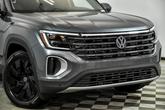 Thumbnail of 2025 Platinum Gray Metallic Volkswagen Atlas