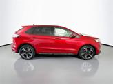 Thumbnail of 2020 Red Ford Edge