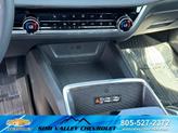 Thumbnail of 2026 Mosaic Black Metallic Chevrolet Equinox