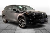 Thumbnail of 2021 Midnight Black Metallic Toyota Highlander