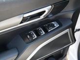 Thumbnail of 2022 Glacial White Pearl Kia Telluride