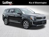 Photo of 2022 Ebony Black Kia Telluride