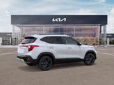 Thumbnail of 2026 Snow White Pearl Kia Seltos