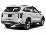 Thumbnail of 2022 Glacial White Pearl Kia Sorento