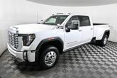 Thumbnail of 2025 White Frost Tri-Coat GMC Sierra 3500