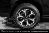 Thumbnail of 2025 Onyx Black GMC Yukon