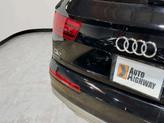 Thumbnail of 2018 Black Audi Q7