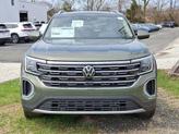 Thumbnail of 2025 Avocado Green Pearl Volkswagen Atlas