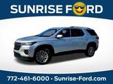 Photo of 2022 Silver Ice Metallic Chevrolet Traverse