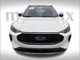 Thumbnail of 2025 White Metallic Ford Escape