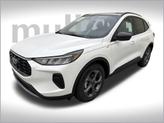 Thumbnail of 2025 White Metallic Ford Escape