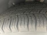 Thumbnail of 2011 White Platinum Clearcoat Metallic Ford Edge