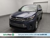 Photo of 2018 Shoreline Blue Pearl Toyota Highlander