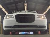 Thumbnail of 2020 Bright White Clearcoat Chrysler 300