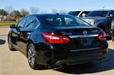 Thumbnail of 2016 Black Nissan Altima