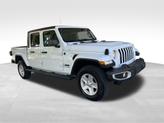 Thumbnail of 2023 Bright White Clearcoat Jeep Gladiator