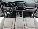 Thumbnail of 2018 Silver Toyota Highlander