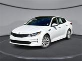 Photo of 2018 Snow White Pearl Kia Optima