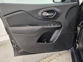 Thumbnail of 2021 Diamond Black Crystal Pearlcoat Jeep Cherokee