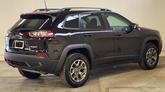 Thumbnail of 2021 Diamond Black Crystal Pearlcoat Jeep Cherokee