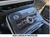 Thumbnail of 2022 SILVER RADIANCE METALLIC Lincoln Nautilus