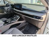 Thumbnail of 2022 SILVER RADIANCE METALLIC Lincoln Nautilus
