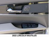 Thumbnail of 2022 SILVER RADIANCE METALLIC Lincoln Nautilus