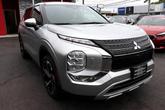 Thumbnail of 2024 Alloy Silver Metallic Mitsubishi Outlander