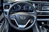 Thumbnail of 2018 Celestial Silver Metallic Toyota Highlander