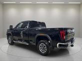 Thumbnail of 2022 Onyx Black GMC Sierra 2500