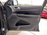 Thumbnail of 2015 Brilliant Black Crystal Pearl Jeep Grand Cherokee