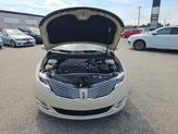 Thumbnail of 2014 White Platinum Metallic Tri-Coat Lincoln MKZ