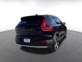 Thumbnail of 2024 Onyx Black Metallic Volvo XC40