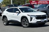 Photo of 2025 Summit White Chevrolet Trax