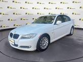 Photo of 2009 White BMW 328