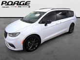 Photo of 2024 Bright White Clearcoat Chrysler Pacifica