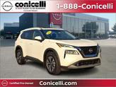 Photo of 2023 Pearl White Tricoat Nissan Rogue
