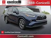 Photo of 2023 Blue Toyota Highlander