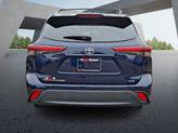 Thumbnail of 2023 Blue Toyota Highlander