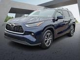 Thumbnail of 2023 Blue Toyota Highlander