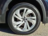 Thumbnail of 2021 Deep Black Pearl   2T2t Volkswagen Atlas