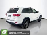 Thumbnail of 2021 Bright White Clearcoat Jeep Grand Cherokee