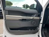 Thumbnail of 2019 White Ford Expedition