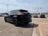 Thumbnail of 2021 Agate Black Metallic Ford Edge