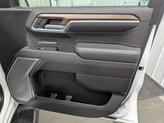 Thumbnail of 2022 Iridescent Pearl Tricoat Chevrolet Silverado 1500